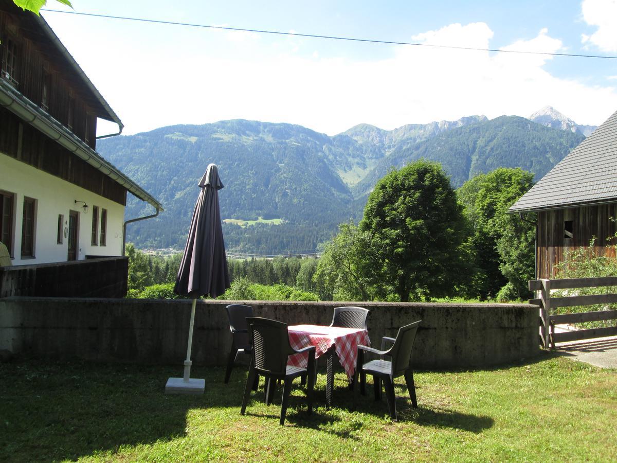 Schloss Manndorf Gästehaus Kotschach-Mauthen Exterior foto